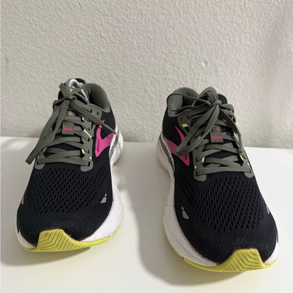 Brooks Women's Adrenaline GTS 23 Running Shoes - Black and Pink - Picture 5 of 8